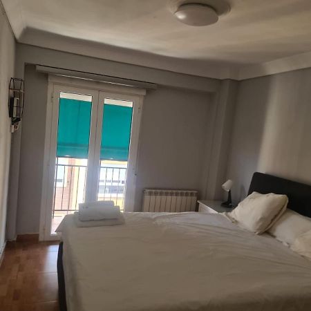 Apartamento Zaragoza Plaza Europa Luaran gambar