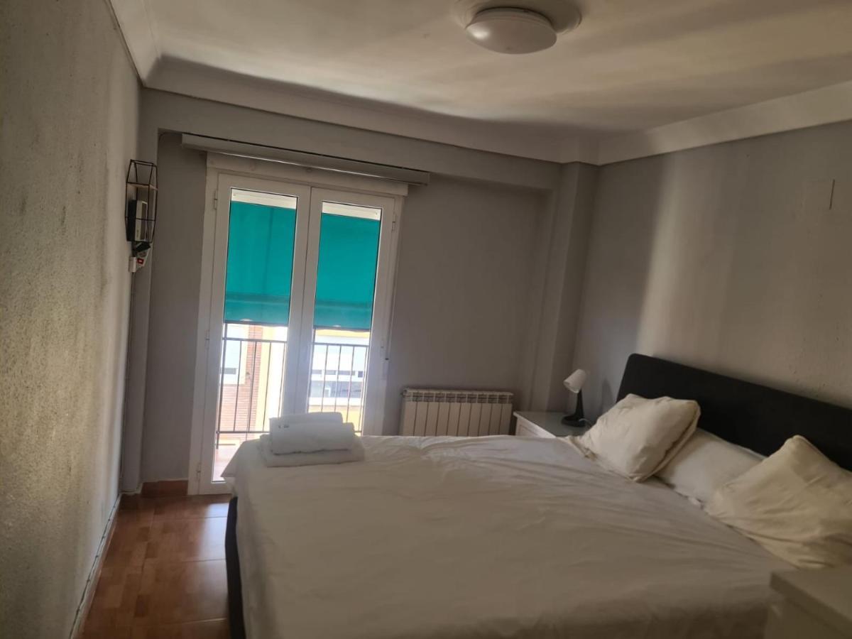 Apartamento Zaragoza Plaza Europa Luaran gambar