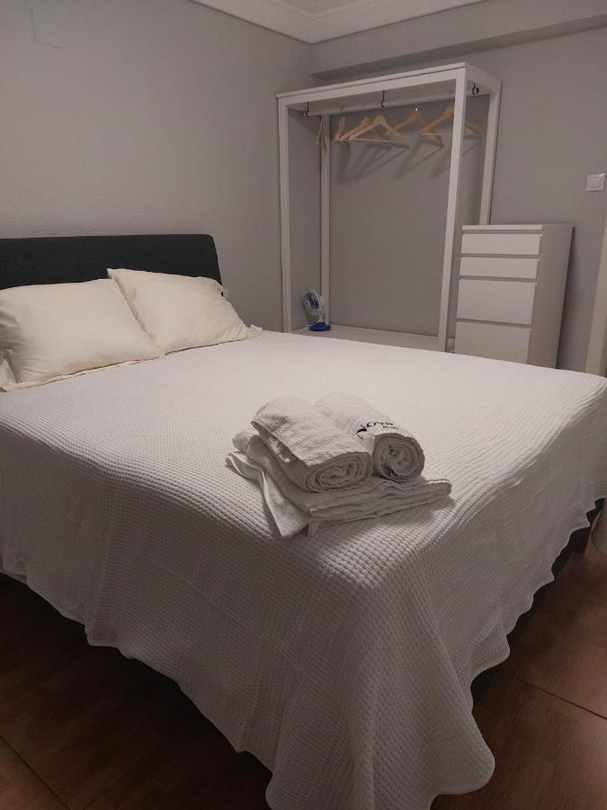Apartamento Zaragoza Plaza Europa Luaran gambar